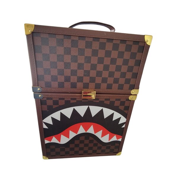 Sprayground THE CHATURANGA SHARK 1900 BACKPACK RARE - Picture 4 of 16